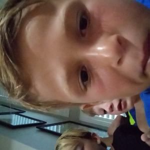 Meet your Posher, Emilio